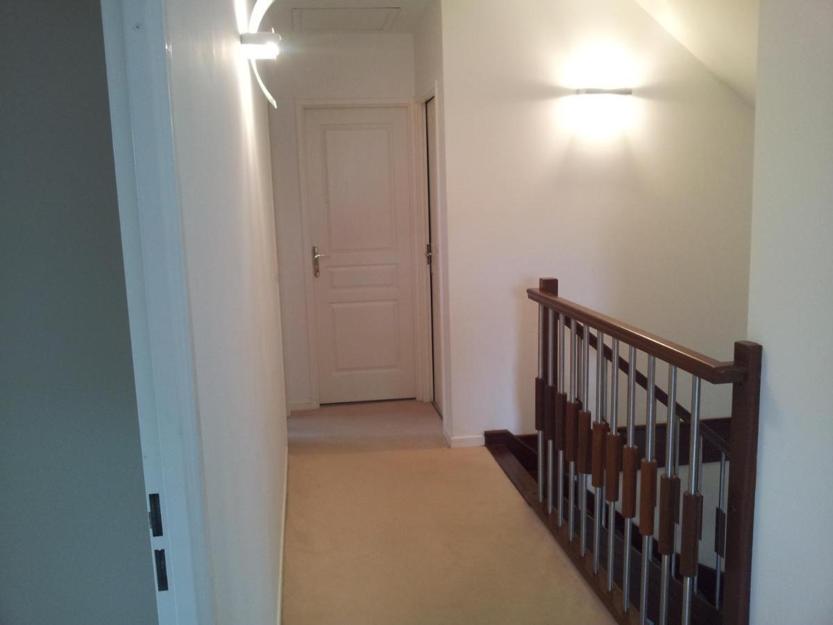 Guest House Reciner Disneyland Bailly-Romainvilliers Habitación foto